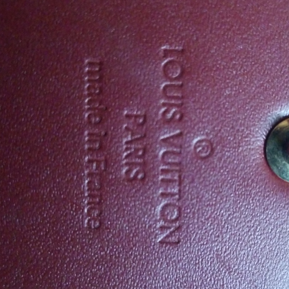 LV Wallet additional photos